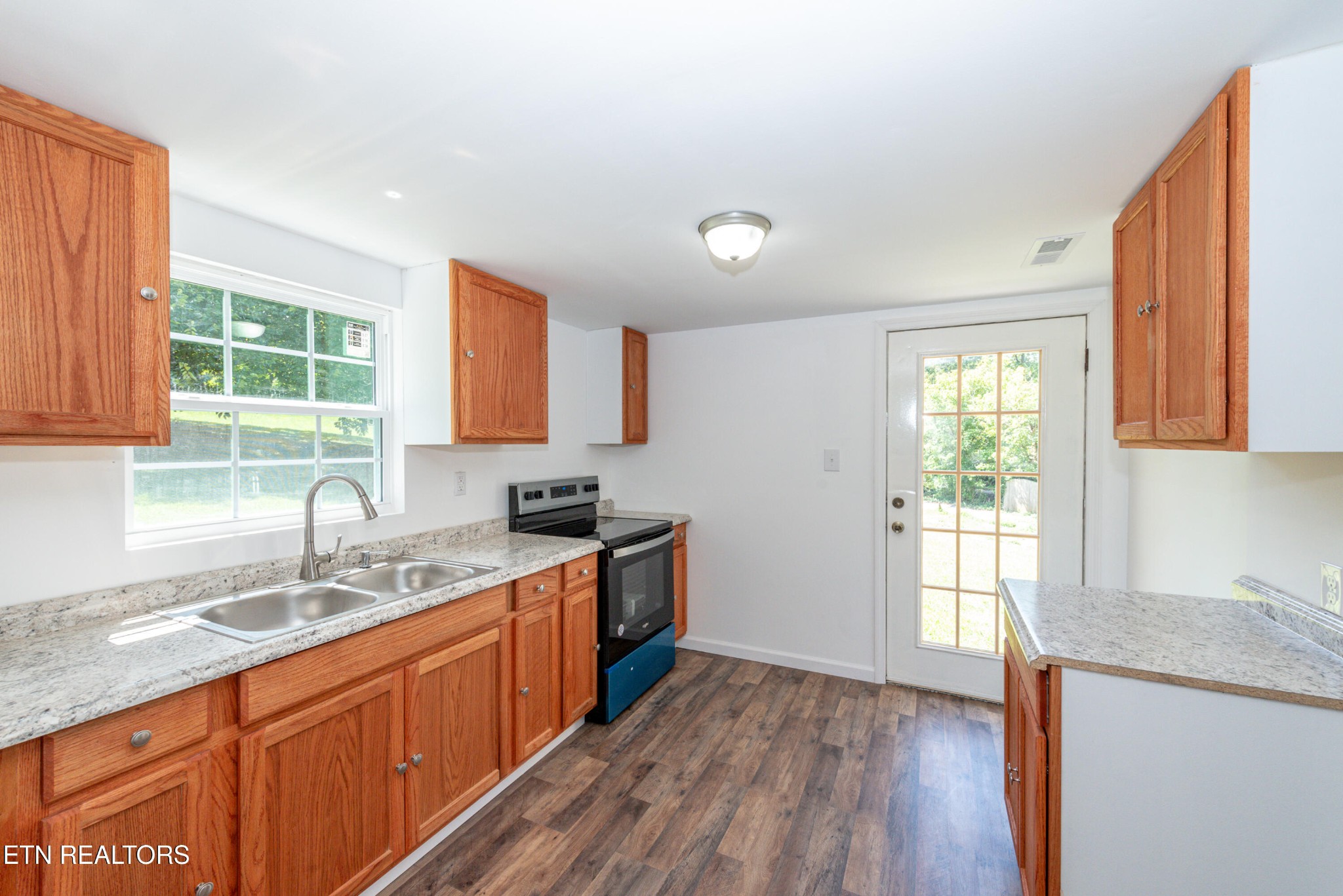 3358 Dave Cooper Road Maryville, TN 37803 - Photo 21 of 32 Gallery Image 21