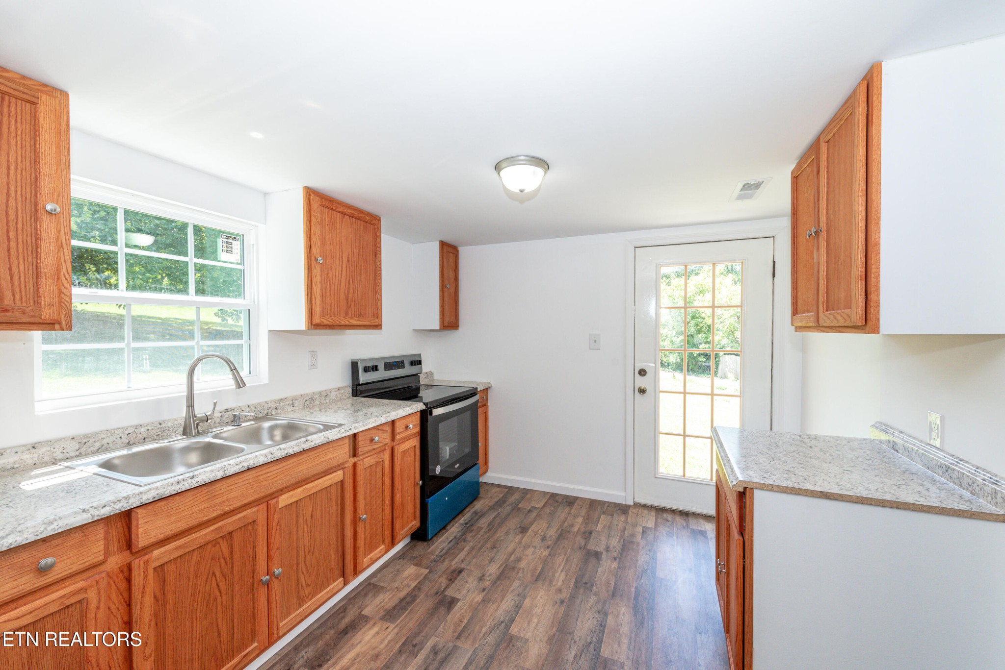 3358 Dave Cooper Road Maryville, TN 37803 - Photo 22 of 32 Gallery Image 22