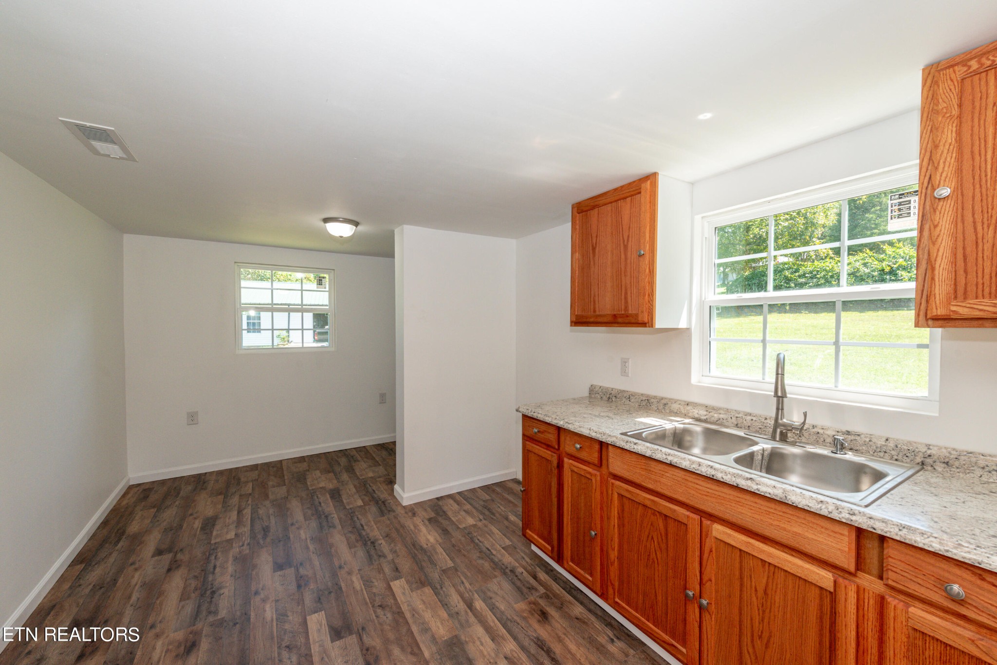 3358 Dave Cooper Road Maryville, TN 37803 - Photo 26 of 32 Gallery Image 26