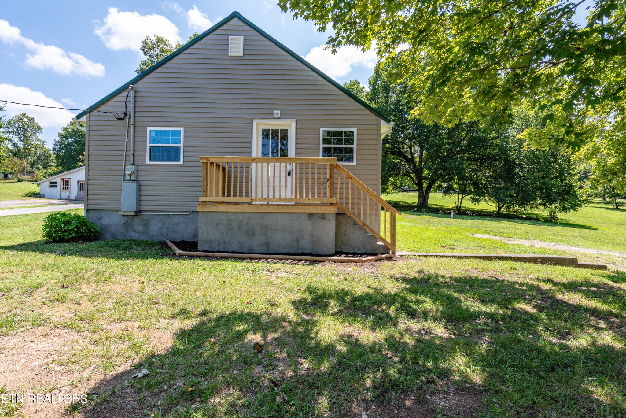3358 Dave Cooper Road Maryville, TN 37803 - Photo 31 of 32 Gallery Image 31