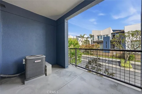 $1,195,000 | 5506 West 149th Place, Unit 5, Hawthorne, CA 90250