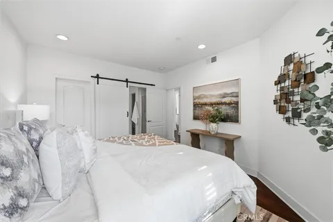 $1,195,000 | 5506 West 149th Place, Unit 5, Hawthorne, CA 90250