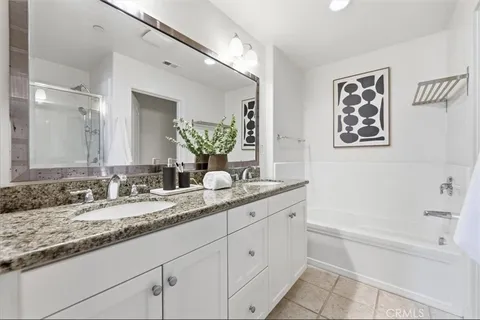 $1,195,000 | 5506 West 149th Place, Unit 5, Hawthorne, CA 90250