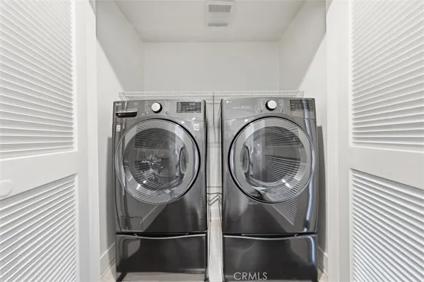 $1,195,000 | 5506 West 149th Place, Unit 5, Hawthorne, CA 90250