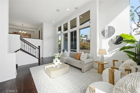 $1,195,000 | 5506 West 149th Place, Unit 5, Hawthorne, CA 90250