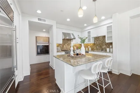 $1,195,000 | 5506 West 149th Place, Unit 5, Hawthorne, CA 90250