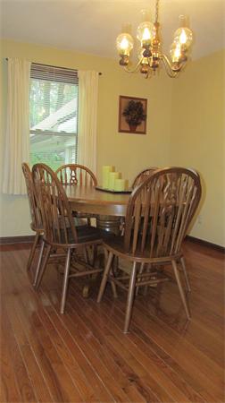 884 Westhampton Road Northampton, MA 01062 - Photo 9 of 19