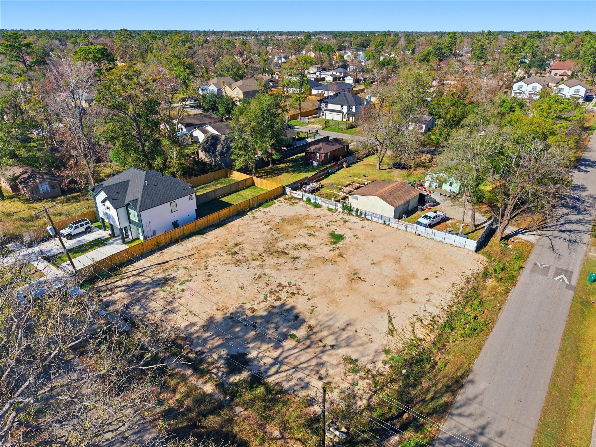 8227 Hamlet Street Houston, TX 77078 - Photo 12 of 17