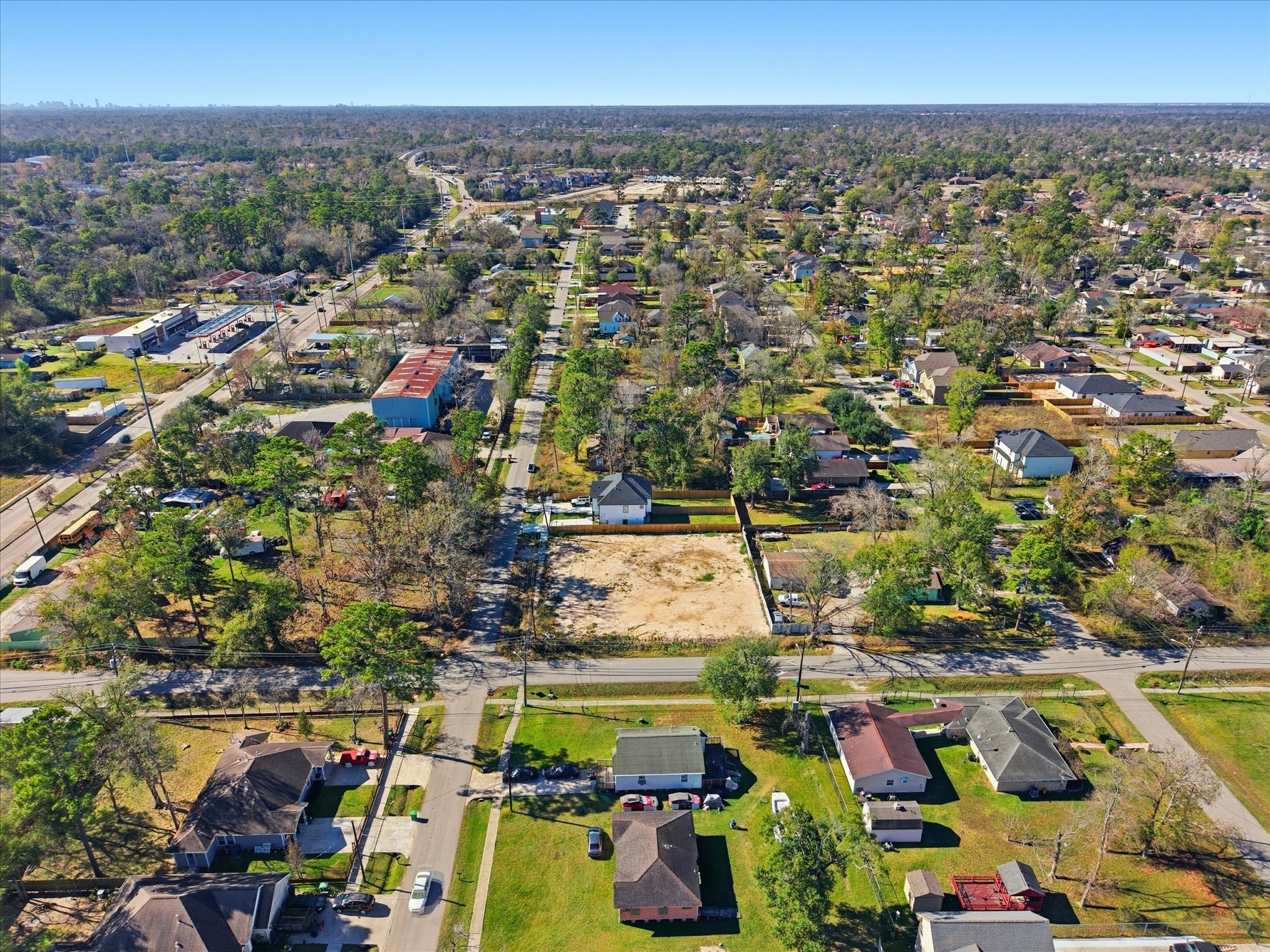 8227 Hamlet Street Houston, TX 77078 - Photo 6 of 17 a view of a city