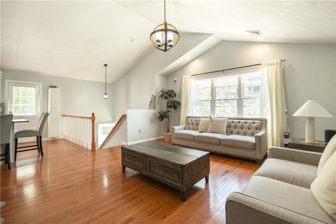 230 Manila Avenue Woonsocket, RI 02895 - Photo 12 of 24