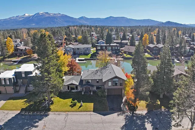 $2,595,000 | 2202 Balboa Drive, South Lake Tahoe, CA 96150