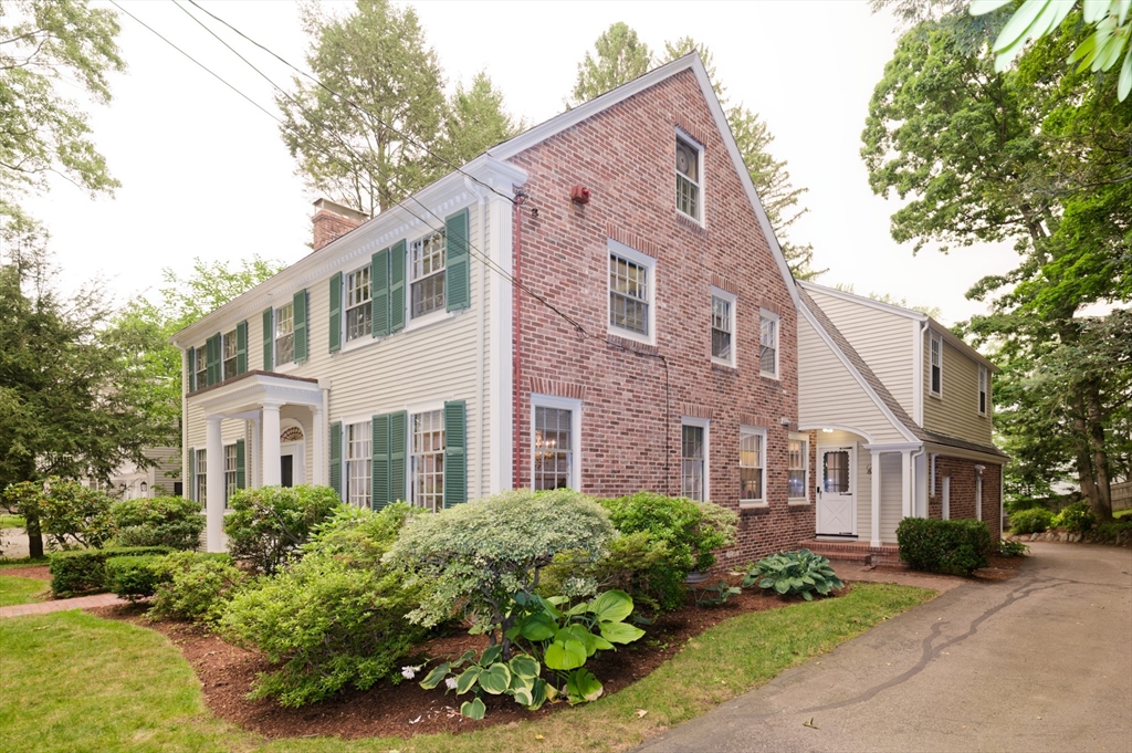 133 Arnold Road Newton, MA 02459 - Photo 14 of 42