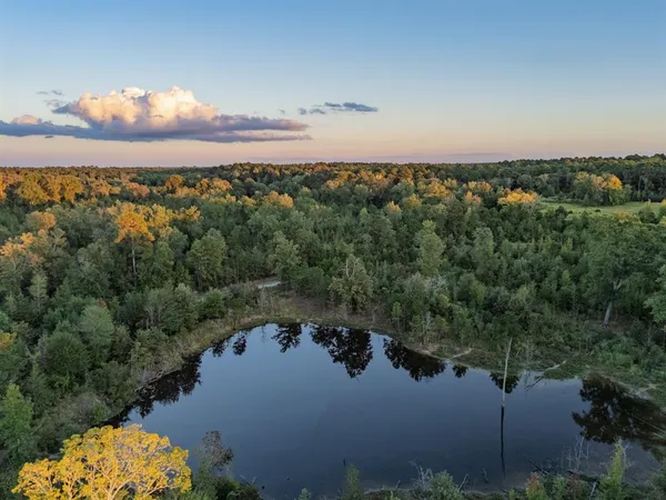 $648,900 | 1998 St Karnack Tx 75661, Karnack, TX 75661