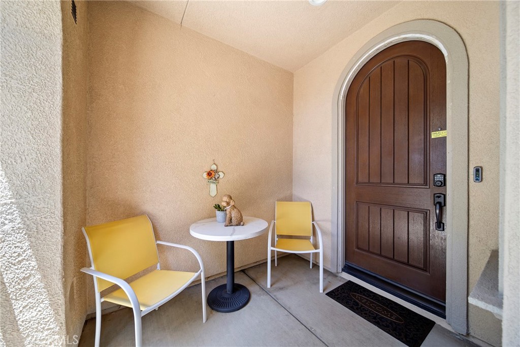 20426 Paseo Cresta Porter Ranch, CA 91326 - Photo 4 of 44