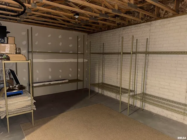 $2,800 | 3011 Belmont Place, Bettendorf, IA 52722