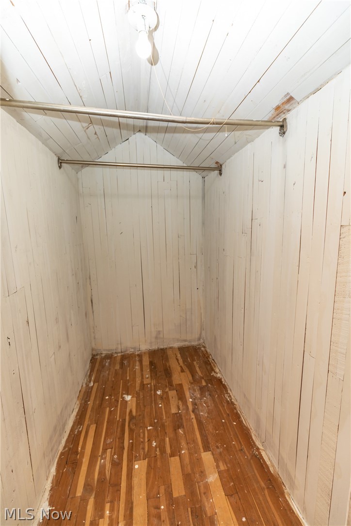 3252 Tullamore Road Cleveland, OH 44118 - Photo 28 of 35 Gallery Image 28
