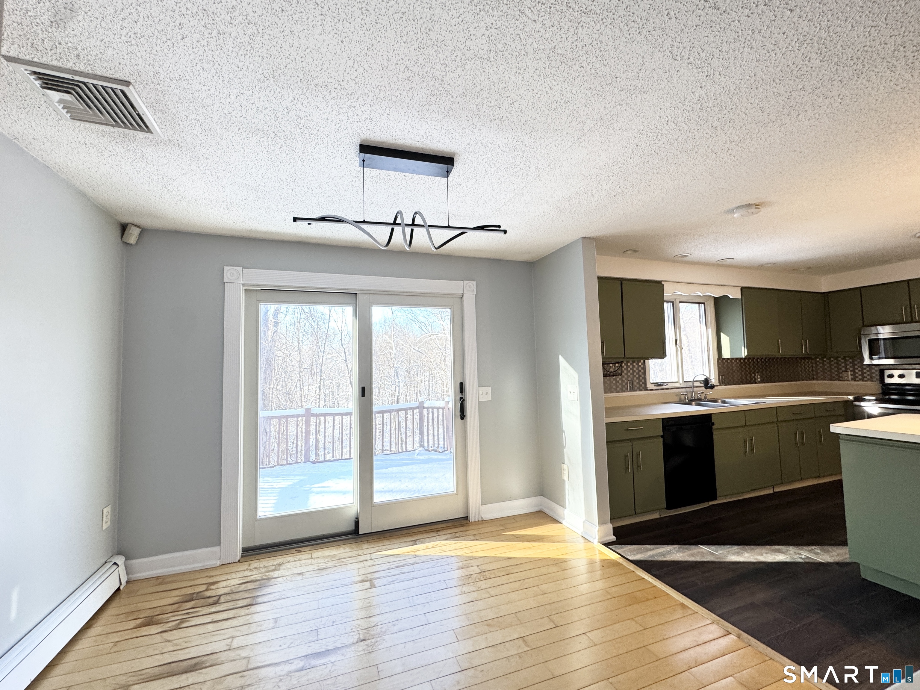 8 Wildwood Road Portland, CT 06480 - Photo 13 of 27