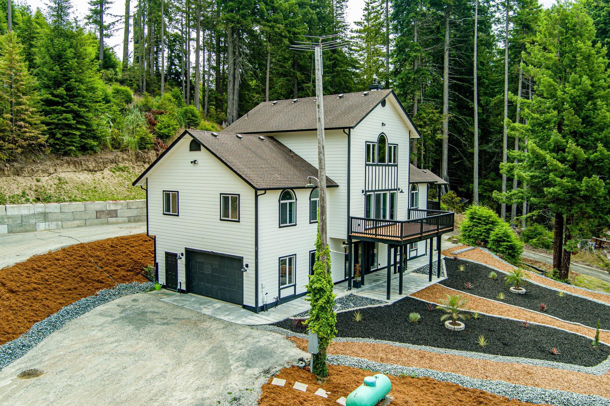 155 Pomeroy Hollow Road Eureka, CA 95503 - Photo 3 of 60