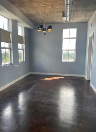 $2,700 | 1791 Northeast Miami Gardens Drive, Unit E604, Miami, FL 33179