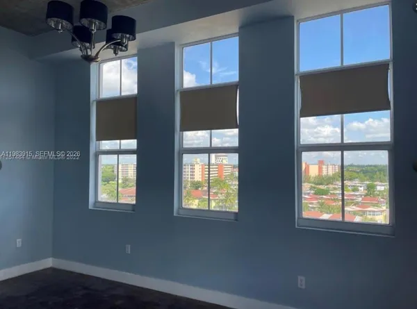 $2,700 | 1791 Northeast Miami Gardens Drive, Unit E604, Miami, FL 33179