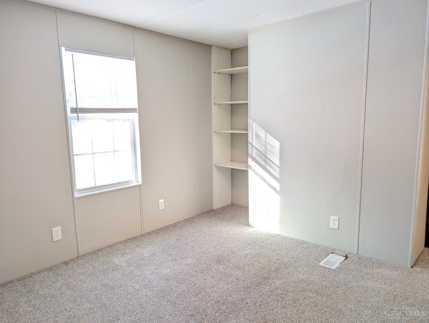 3008 Leeds Road Amelia, OH 45102 - Photo 17 of 23 Gallery Image 17