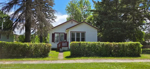$69,000 | 611 7th Street, International Falls, MN 56649