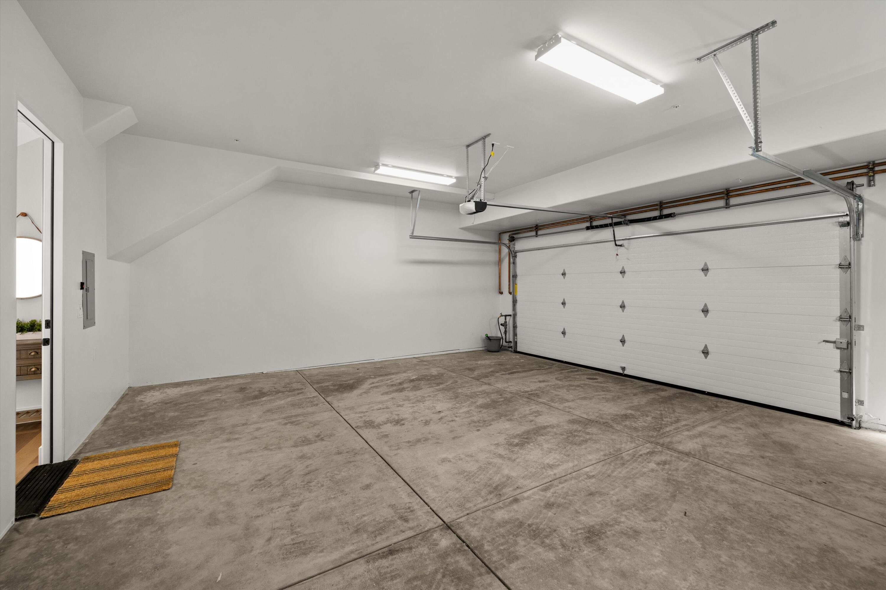 3728 State Street, Unit 131 Santa Barbara, CA 93105 - Photo 19 of 24 24-7L5A7042