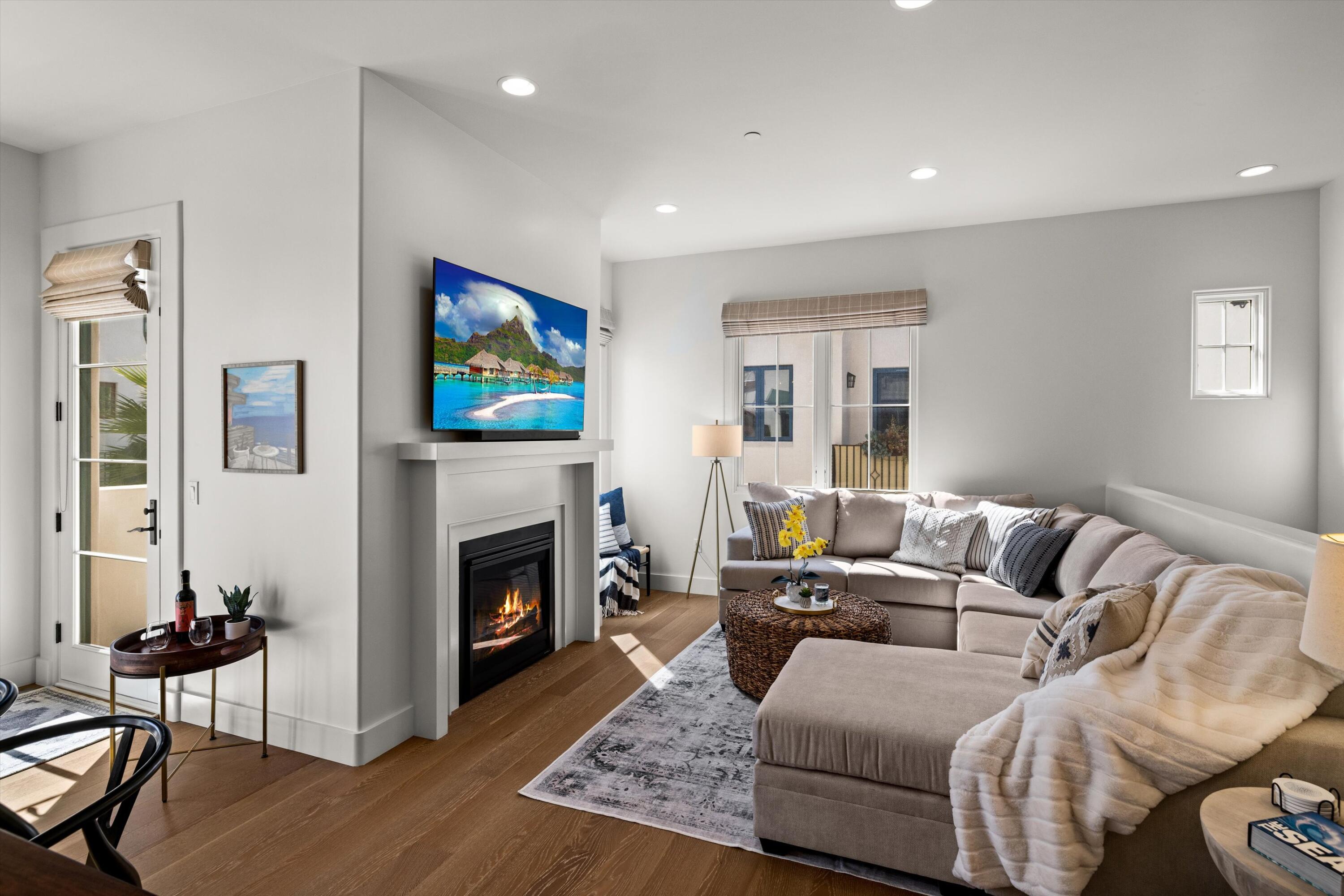 3728 State Street, Unit 131 Santa Barbara, CA 93105 - Photo 2 of 24 08-7L5A6852