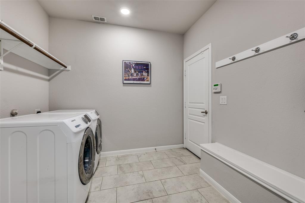 1305 Coyote Ridge Aubrey, TX 76227 - Photo 17 of 34