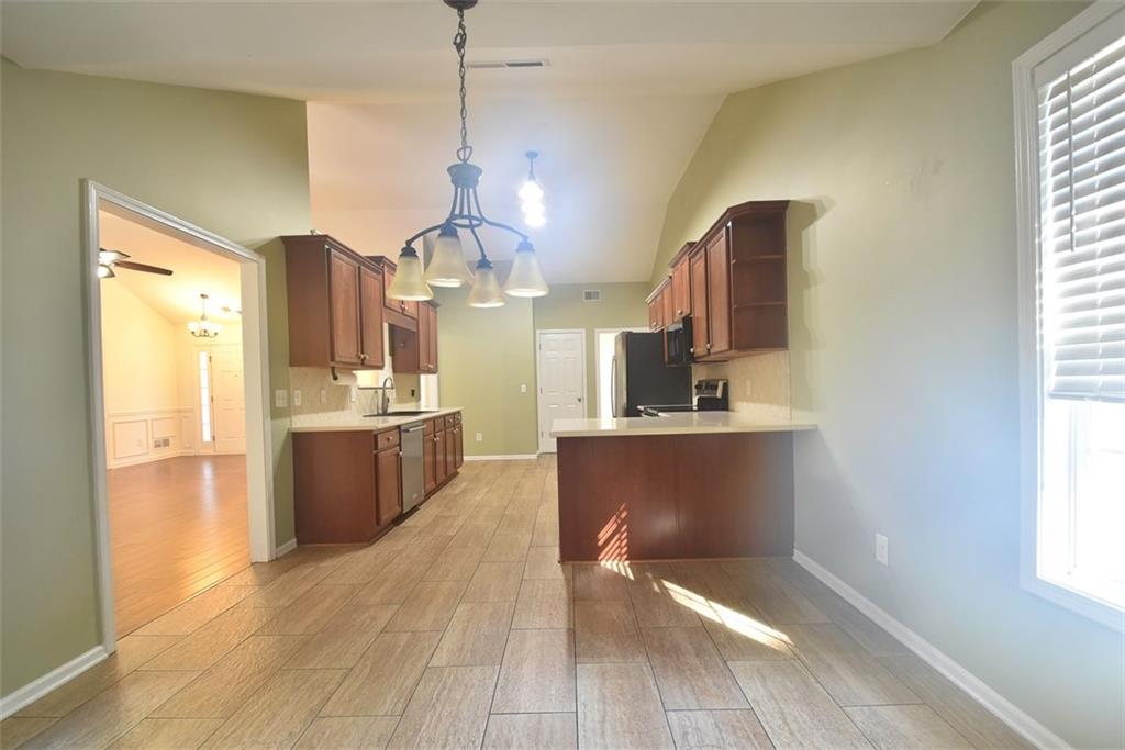 1218 Morgans Run Monroe, GA 30656 - Photo 17 of 42