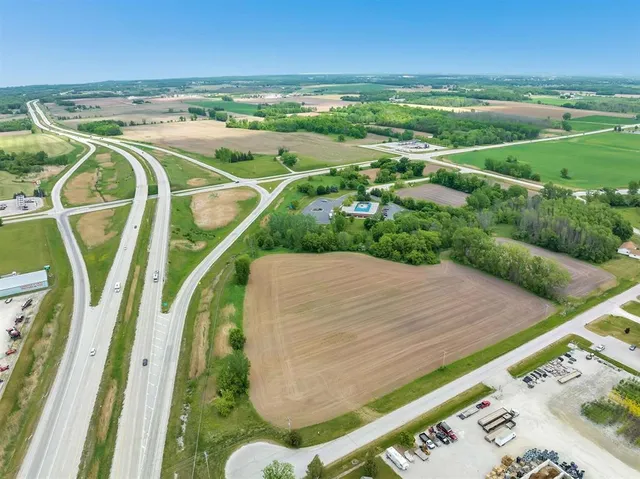 $650,000 | Equestrian Ct Green, Unit 2 3, Green Bay, WI 54229