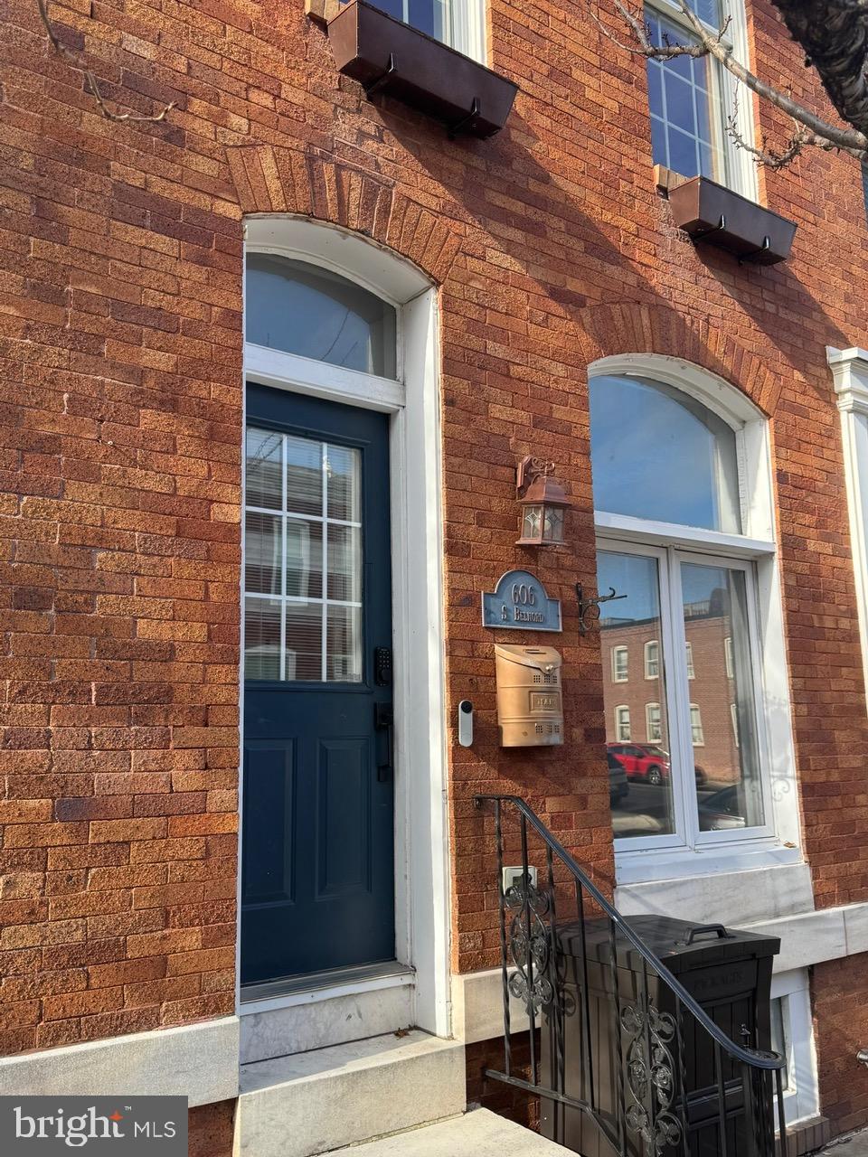 606 South Belnord Avenue Baltimore, MD 21224 - Photo 1 of 40