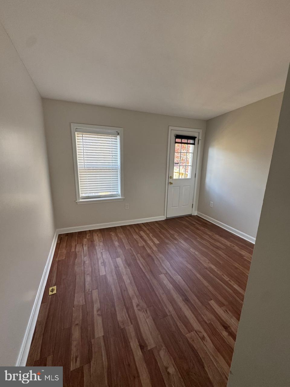 606 South Belnord Avenue Baltimore, MD 21224 - Photo 14 of 40