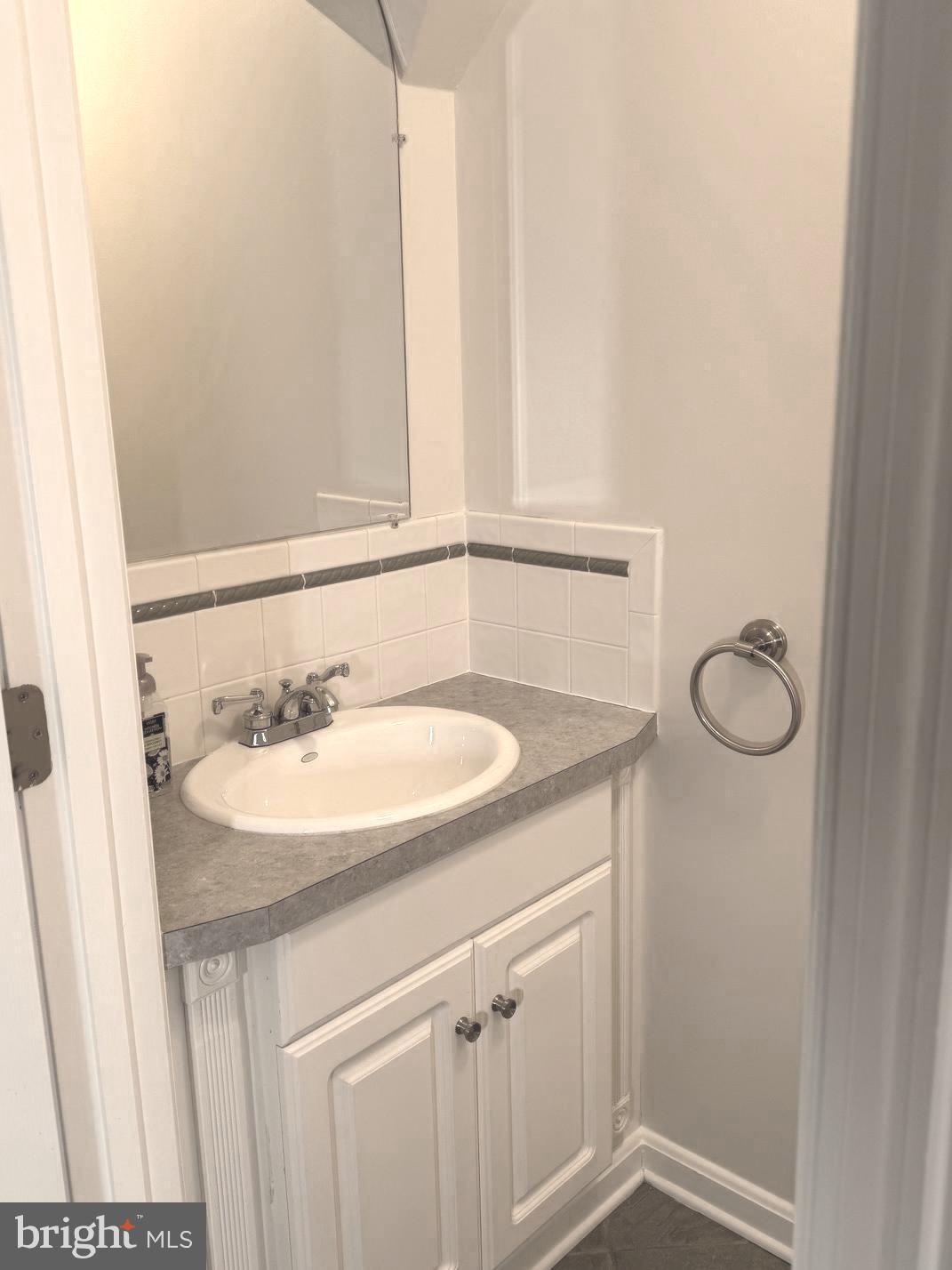 606 South Belnord Avenue Baltimore, MD 21224 - Photo 28 of 40