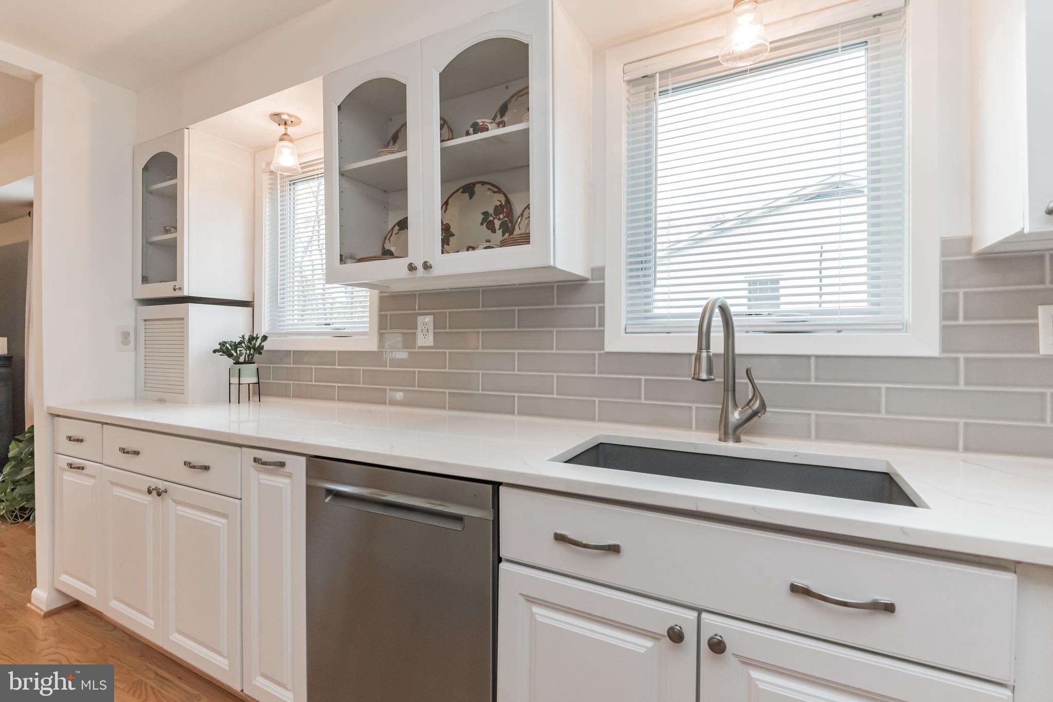 196 Sillery Bay Road Pasadena, MD 21122 - Photo 9 of 43 Gallery Image 9