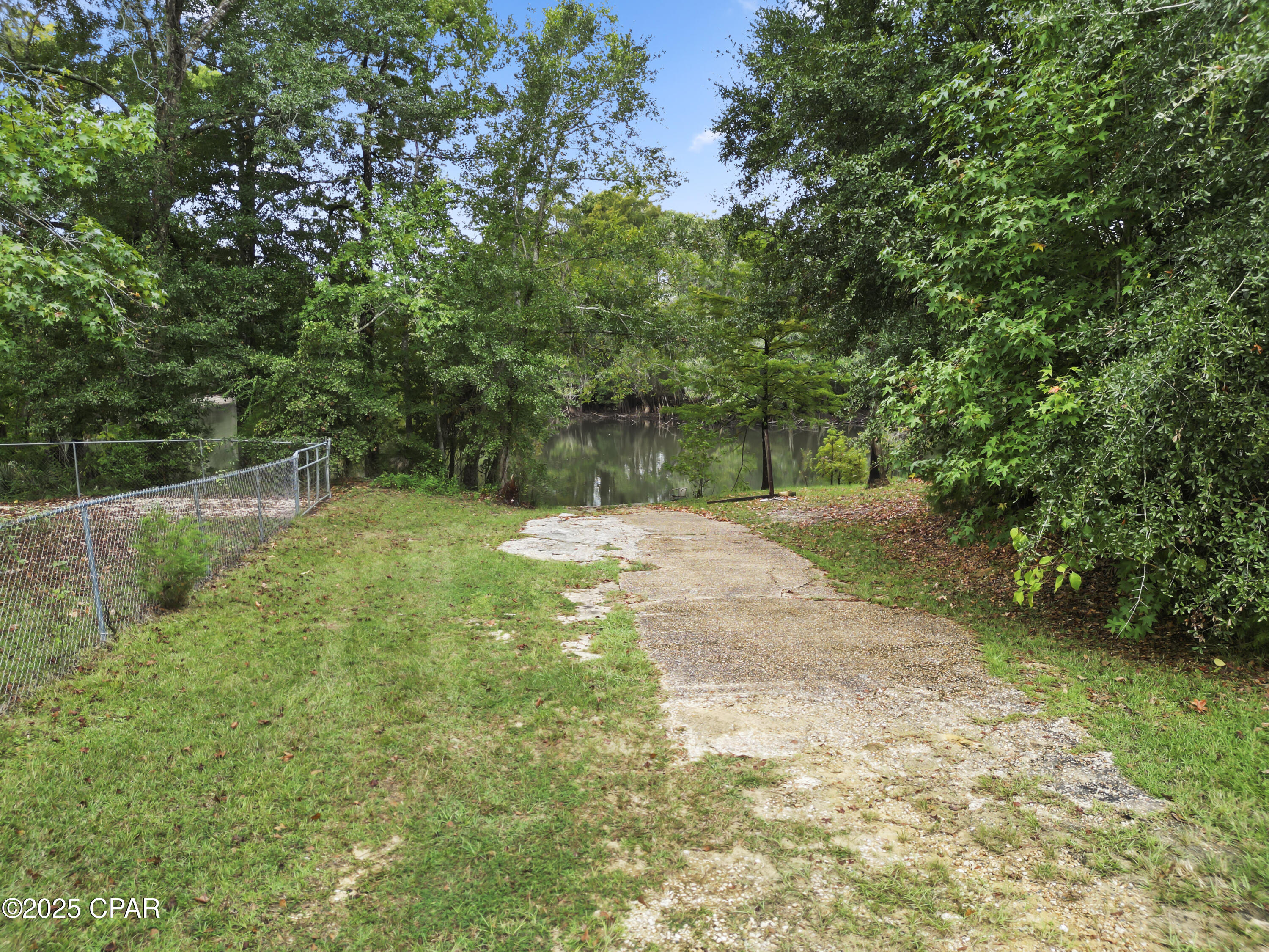 5227 Southeast Shellcracker Avenue Blountstown, FL 32424 - Photo 11 of 43