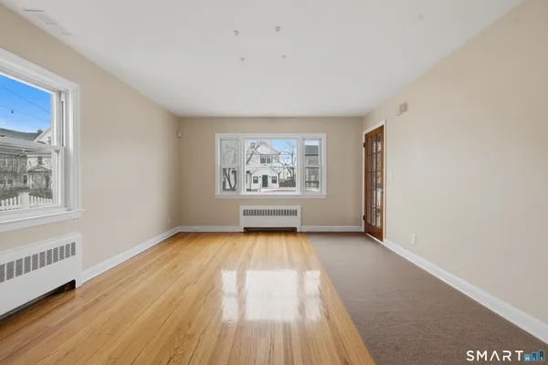 $2,200 | 972 Capitol Avenue, Unit 1, Bridgeport, CT 06606