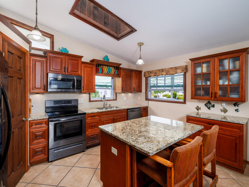 29559 Ranger Avenue Big Pine Key, FL 33043 - Photo 11 of 49 29559 Ranger Ave CREST-11