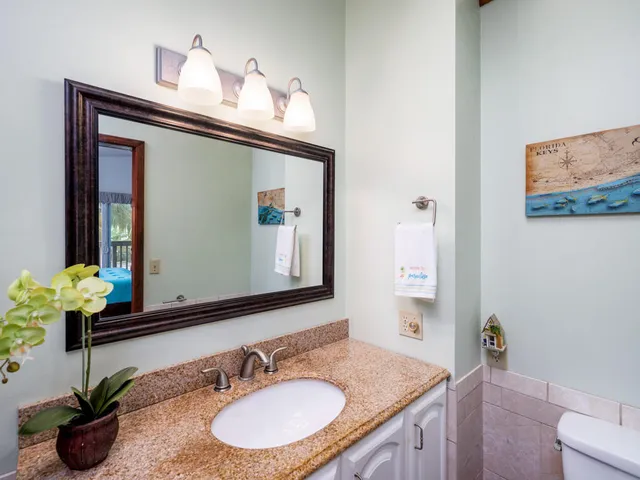 $999,000 | 29559 Ranger Avenue, Big Pine Key, FL 33043