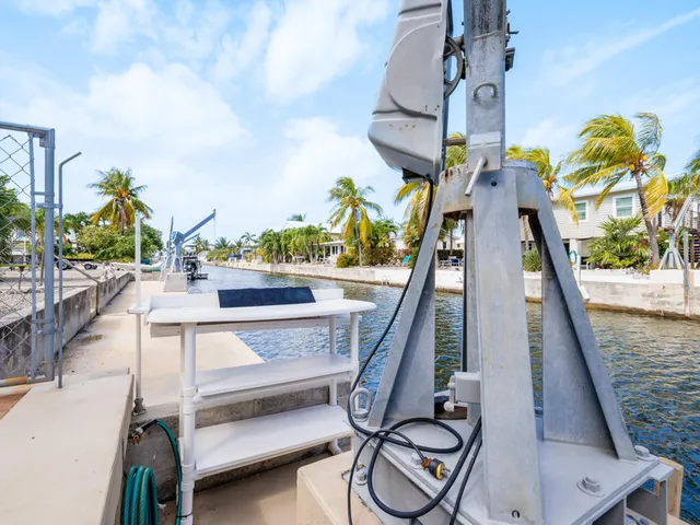 $999,000 | 29559 Ranger Avenue, Big Pine Key, FL 33043