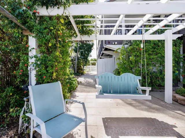 $999,000 | 29559 Ranger Avenue, Big Pine Key, FL 33043