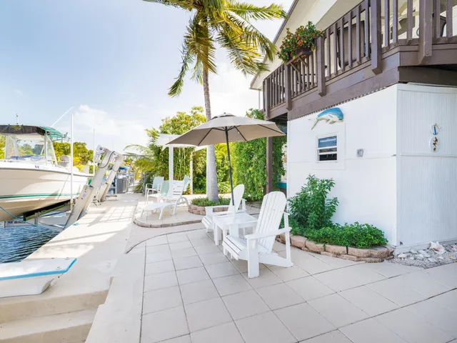 $999,000 | 29559 Ranger Avenue, Big Pine Key, FL 33043