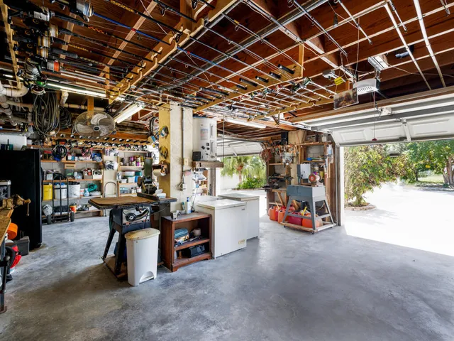 $999,000 | 29559 Ranger Avenue, Big Pine Key, FL 33043