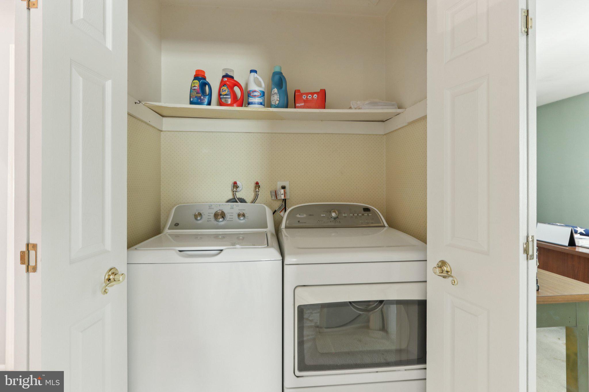 294 Batleson Road Ambler, PA 19002 - Photo 38 of 50 a utility room with dryer and washer