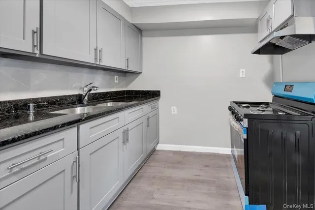 $3,596 | 437 Torry Avenue, Unit 2 | Castle Hill