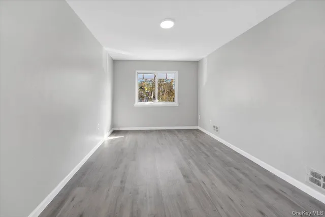 $3,596 | 437 Torry Avenue, Unit 2 | Castle Hill