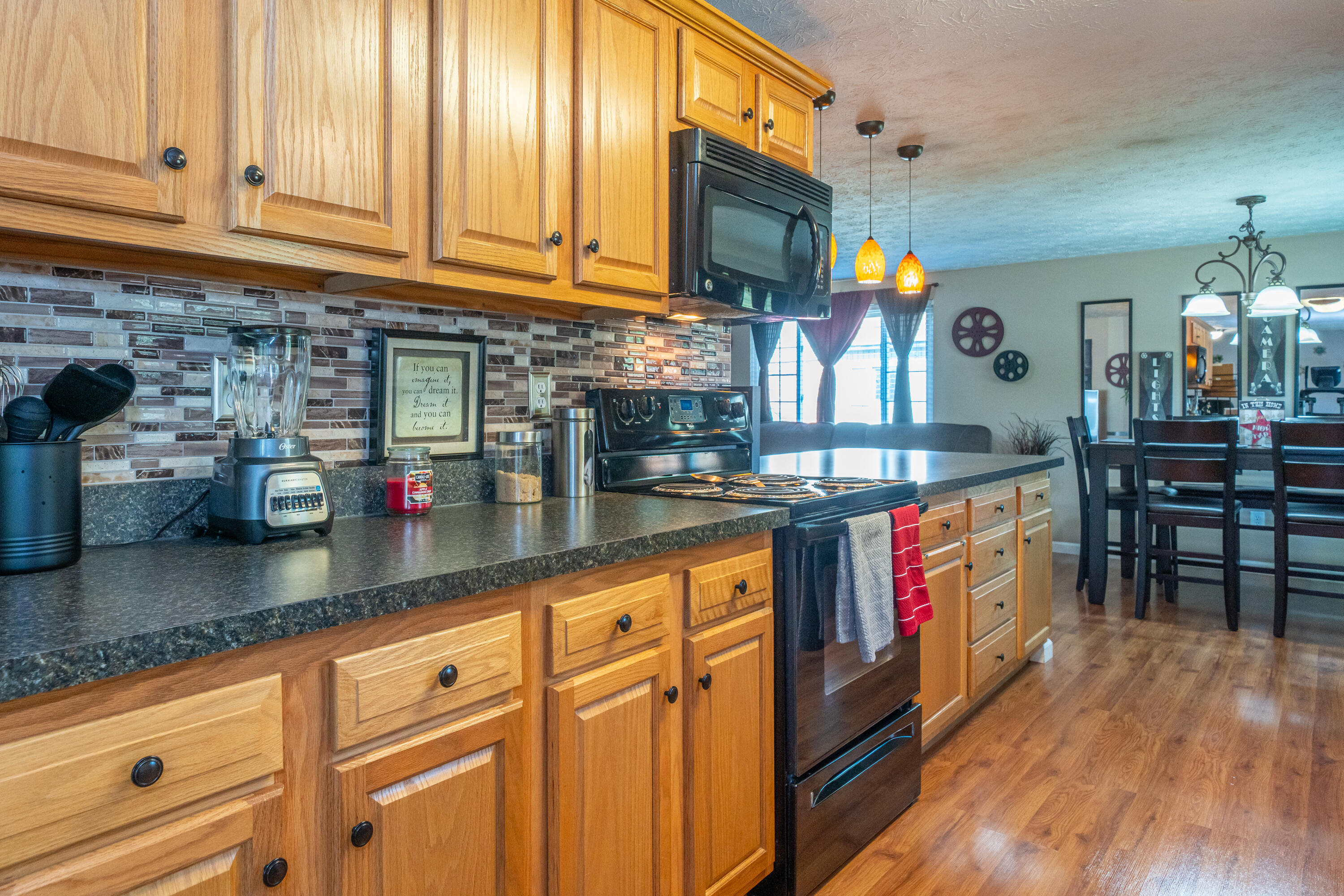 4537 Powell Road Dayton, OH 45424 - Photo 13 of 60