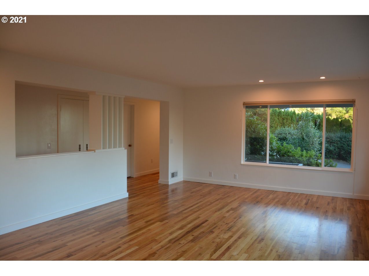 4029 Southwest Altadena Avenue Portland, OR 97239 - Photo 16 of 20 Gallery Image 16
