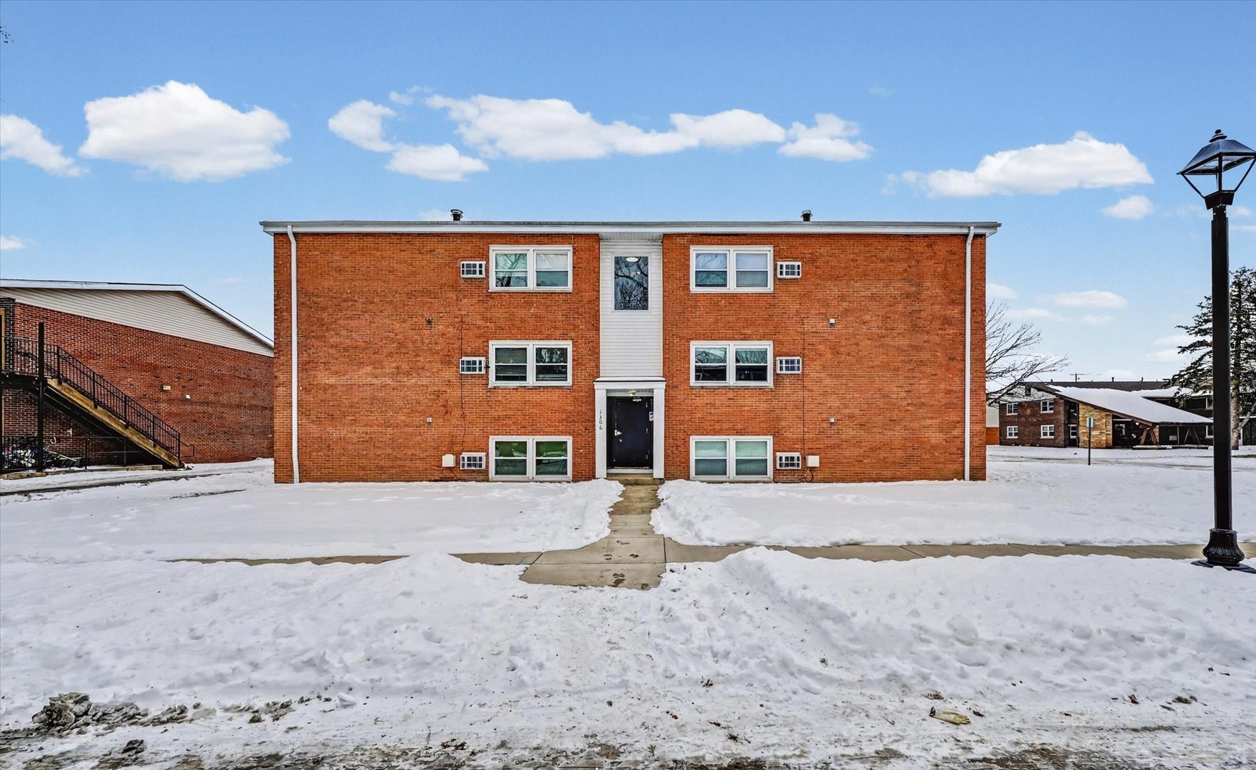 1306 Silver Street Urbana, IL 61801 - Photo 2 of 23