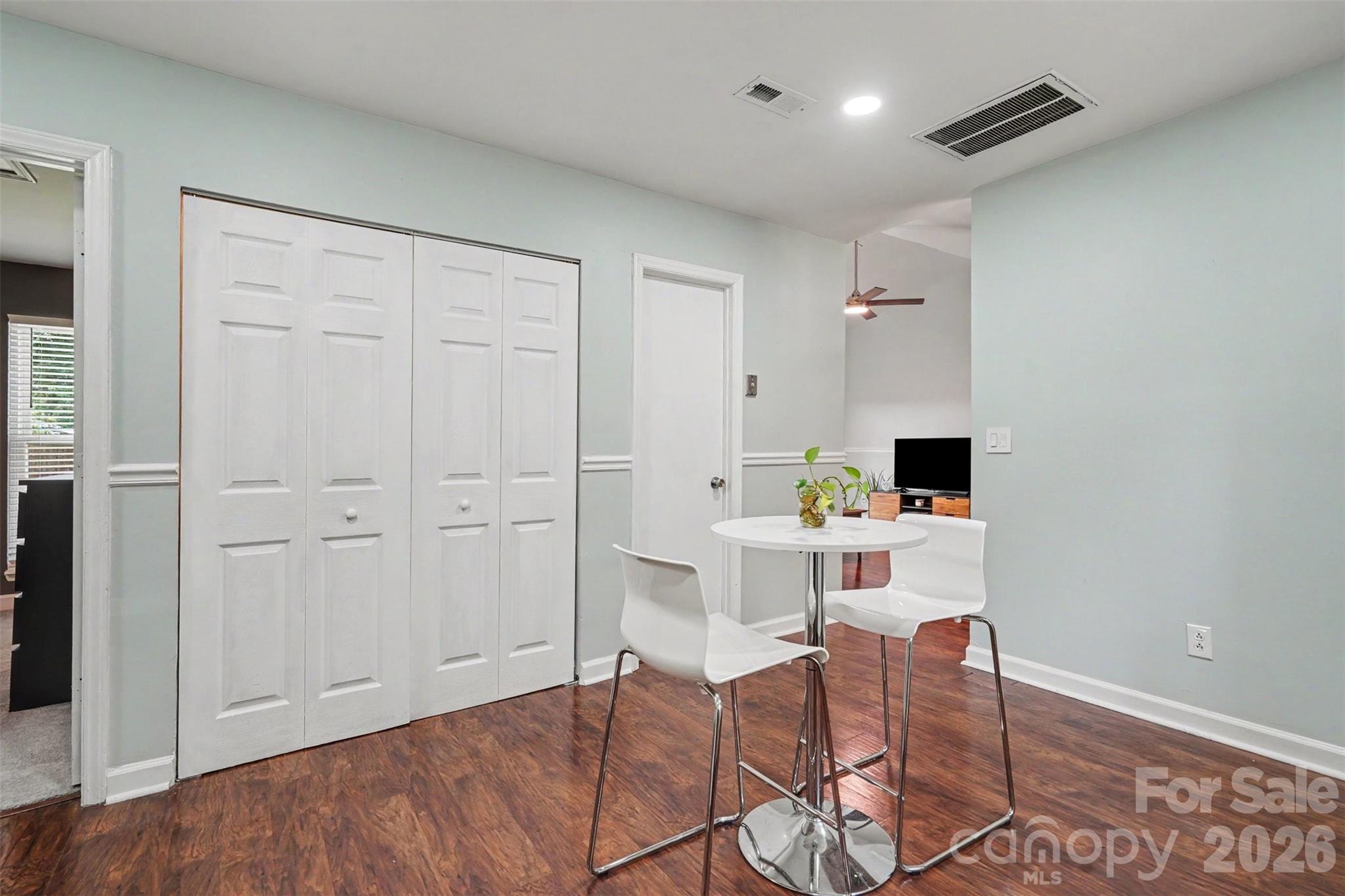 6008 Trysting Road Charlotte, NC 28227 - Photo 17 of 33 Gallery Image 17